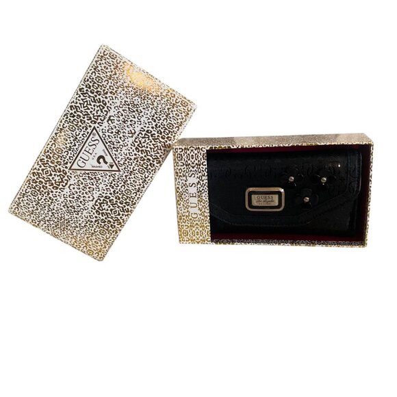 New Guess Black Logo Embossed Floral Wallet With ID Window Credit Card Slots - Picture 9 of 10